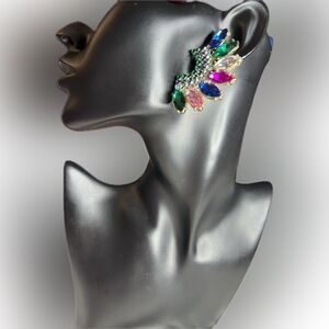 Vintage Style Crawler Statement Earrings Multi-Colored in Gold Tone Setting